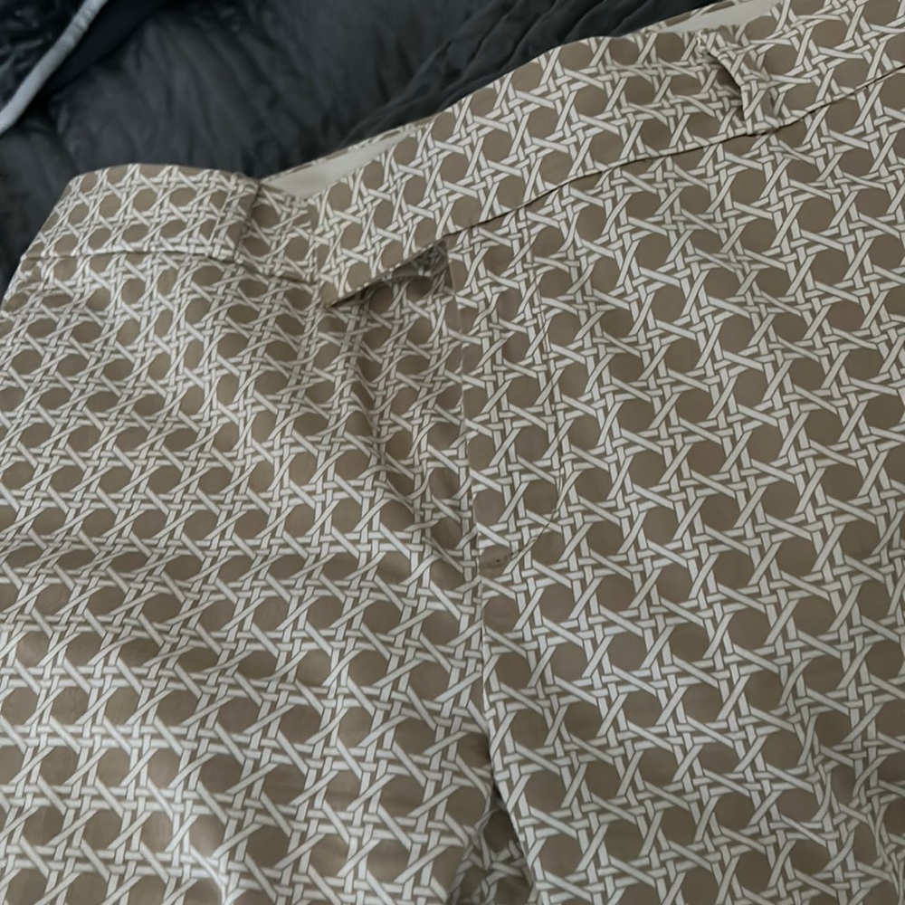 Banana Republic cotton pants.. Excellent Condition .. smoke free home